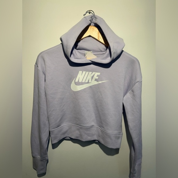 New With Tags Nike Logo lavender and silver girls size L cropped hoodie - Picture 3 of 6